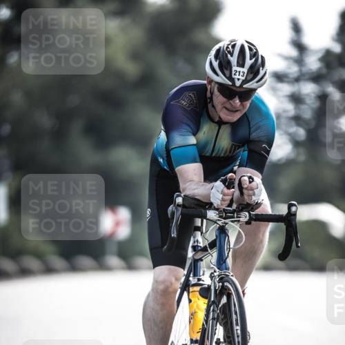 21.06.2026 - 29. Vierlanden-Triathlon H.Heesch http://msf.ph/oto/9878488 21.06.2026 09:07:58 Radfahren 93, 213 meine-sportfotos.de
