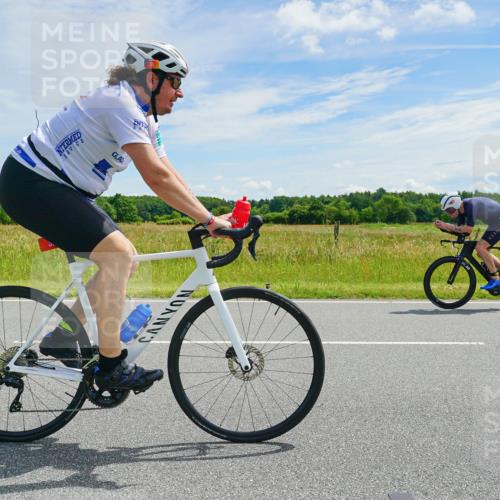 21.06.2026 - Viking Triathlon Michael Burmester http://msf.ph/oto/9878513 21.06.2026 12:19:11 Radfahren 39, 171, 325, 452, 516, 517, 648, 656, 662 meine-sportfotos.de