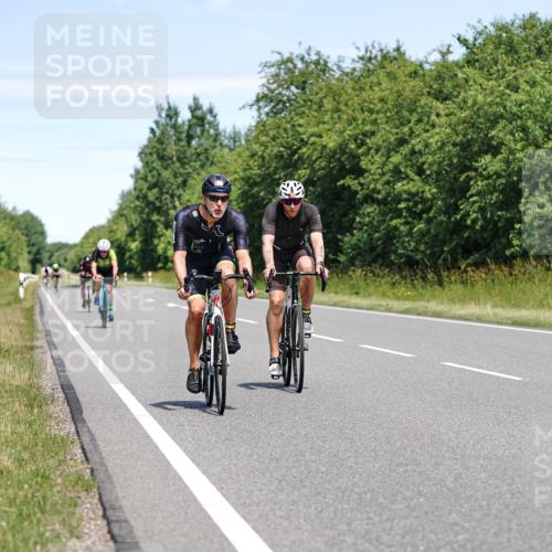 21.06.2026 - Viking Triathlon Michael Burmester http://msf.ph/oto/9878539 21.06.2026 13:08:28 Radfahren 134, 158, 182, 183, 207, 318, 324, 325, 398, 399, 505 meine-sportfotos.de