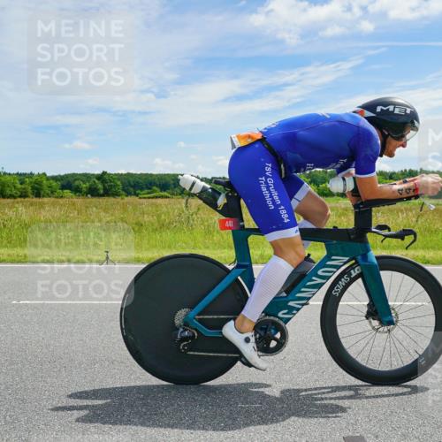 21.06.2026 - Viking Triathlon Michael Burmester http://msf.ph/oto/9878540 21.06.2026 12:19:45 Radfahren 30, 42, 133, 231, 343, 421, 441, 443, 443 meine-sportfotos.de