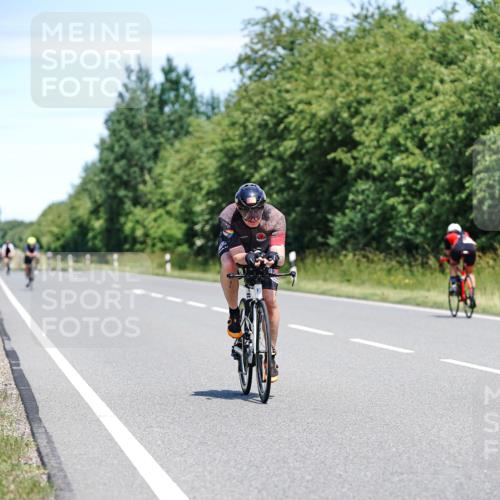 21.06.2026 - Viking Triathlon Michael Burmester http://msf.ph/oto/9878585 21.06.2026 13:08:33 Radfahren 134, 158, 182, 183, 207, 318, 324, 325, 398, 399, 505 meine-sportfotos.de