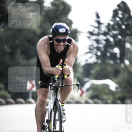 21.06.2026 - 29. Vierlanden-Triathlon H.Heesch http://msf.ph/oto/9878664 21.06.2026 09:08:51 Radfahren 123 meine-sportfotos.de