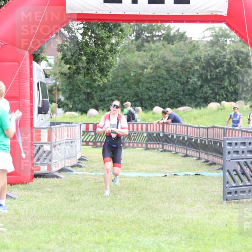 21.06.2026 - 29. Vierlanden-Triathlon Andreas Tolksdorf http://msf.ph/oto/9878679 21.06.2026 11:16:24 Ziel 449, 609, 449, 609 meine-sportfotos.de