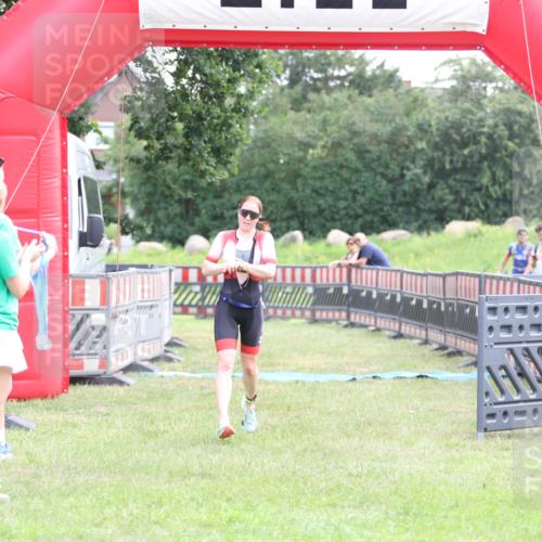 21.06.2026 - 29. Vierlanden-Triathlon Andreas Tolksdorf http://msf.ph/oto/9878748 21.06.2026 11:16:25 Ziel 449, 609, 449, 609 meine-sportfotos.de