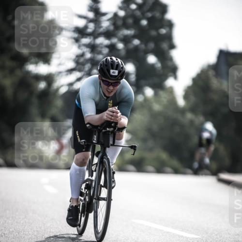 21.06.2026 - 29. Vierlanden-Triathlon H.Heesch http://msf.ph/oto/9878749 21.06.2026 09:09:12 Radfahren 41, 212 meine-sportfotos.de