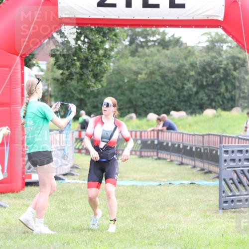 21.06.2026 - 29. Vierlanden-Triathlon Andreas Tolksdorf http://msf.ph/oto/9878755 21.06.2026 11:16:26 Ziel 449, 609, 449, 609 meine-sportfotos.de