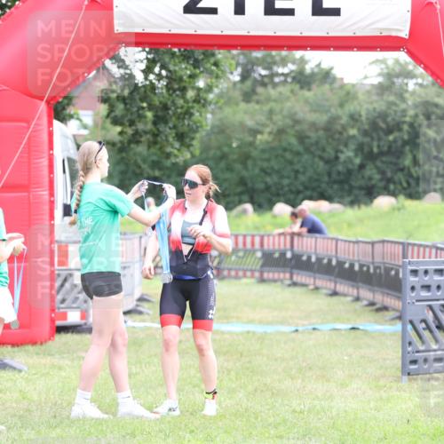 21.06.2026 - 29. Vierlanden-Triathlon Andreas Tolksdorf http://msf.ph/oto/9878794 21.06.2026 11:16:27 Ziel 449, 474, 609, 449, 474, 609 meine-sportfotos.de