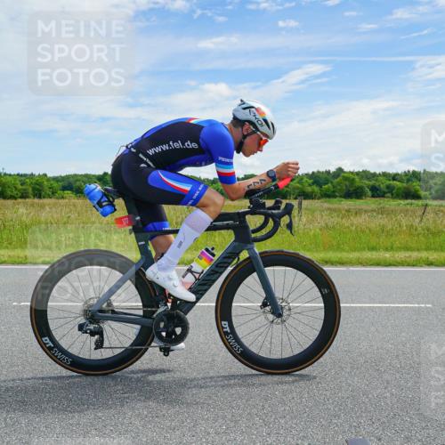 21.06.2026 - Viking Triathlon Michael Burmester http://msf.ph/oto/9878795 21.06.2026 12:23:35 Radfahren 8, 16, 65, 73, 98, 103, 126, 136, 165, 177, 223, 225, 256, 280, 380, 388, 457, 527, 546, 563, 569, 605, 615, 634, 654 meine-sportfotos.de