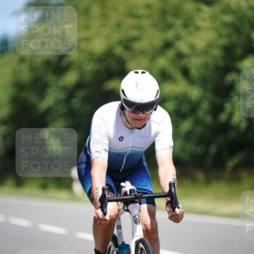 21.06.2026 - Viking Triathlon Michael Burmester http://msf.ph/oto/9878858 21.06.2026 13:10:32 Radfahren 178, 178, 339 meine-sportfotos.de