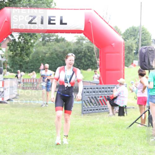 21.06.2026 - 29. Vierlanden-Triathlon Andreas Tolksdorf http://msf.ph/oto/9878864 21.06.2026 11:16:34 Ziel 347, 449, 474, 347, 449, 474 meine-sportfotos.de