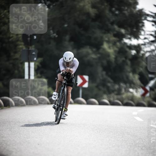 21.06.2026 - 29. Vierlanden-Triathlon H.Heesch http://msf.ph/oto/9878894 21.06.2026 09:10:01 Radfahren 229, 231 meine-sportfotos.de