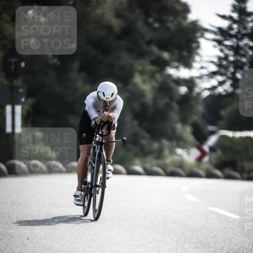 21.06.2026 - 29. Vierlanden-Triathlon H.Heesch http://msf.ph/oto/9878908 21.06.2026 09:10:02 Radfahren 231 meine-sportfotos.de