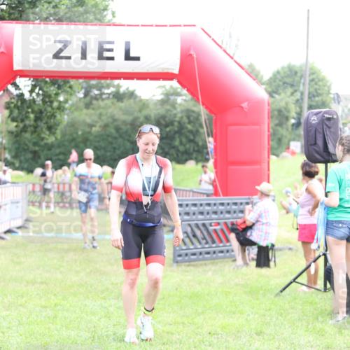21.06.2026 - 29. Vierlanden-Triathlon Andreas Tolksdorf http://msf.ph/oto/9878919 21.06.2026 11:16:34 Ziel 347, 449, 474, 347, 449, 474 meine-sportfotos.de