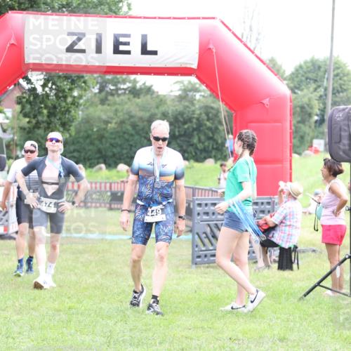21.06.2026 - 29. Vierlanden-Triathlon Andreas Tolksdorf http://msf.ph/oto/9878982 21.06.2026 11:16:43 Ziel 347, 474, 347, 474 meine-sportfotos.de