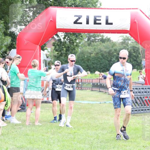 21.06.2026 - 29. Vierlanden-Triathlon Andreas Tolksdorf http://msf.ph/oto/9879005 21.06.2026 11:16:44 Ziel 347, 347 meine-sportfotos.de