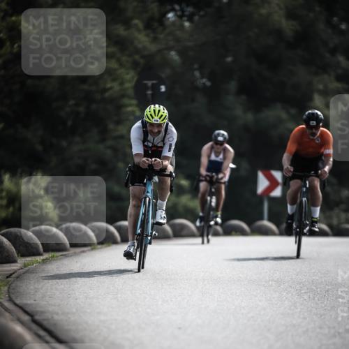 21.06.2026 - 29. Vierlanden-Triathlon H.Heesch http://msf.ph/oto/9879083 21.06.2026 09:10:47 Radfahren 37, 76, 158, 168, 283 meine-sportfotos.de