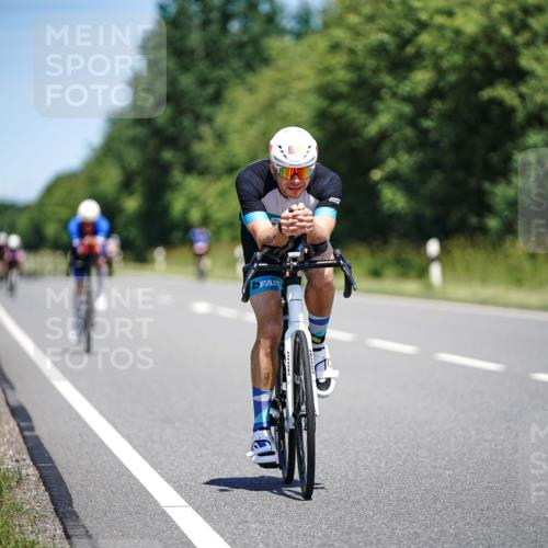 21.06.2026 - Viking Triathlon Michael Burmester http://msf.ph/oto/9879104 21.06.2026 13:11:29 Radfahren 313, 470, 494 meine-sportfotos.de