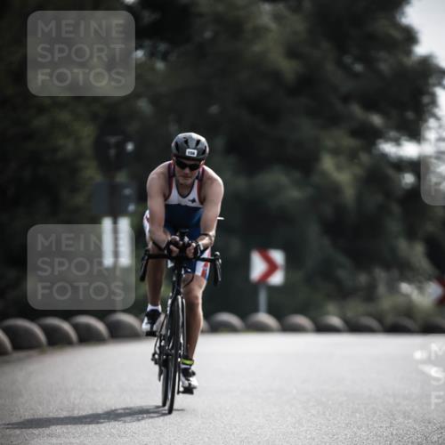 21.06.2026 - 29. Vierlanden-Triathlon H.Heesch http://msf.ph/oto/9879124 21.06.2026 09:10:50 Radfahren 37, 76, 158, 168, 283 meine-sportfotos.de