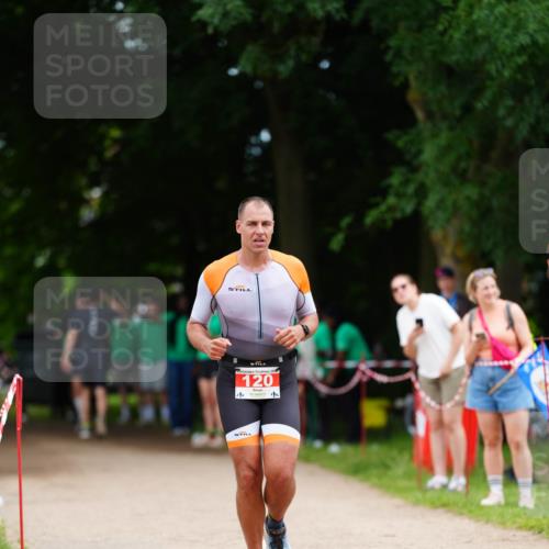 21.06.2026 - 29. Vierlanden-Triathlon LAZAROV Photography http://msf.ph/oto/9879158 21.06.2026 12:08:50 Laufen 120 meine-sportfotos.de