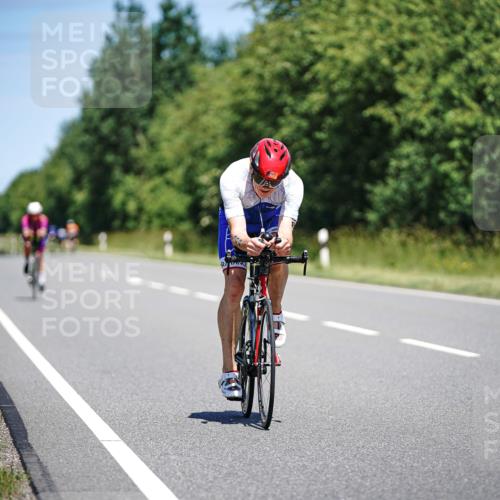 21.06.2026 - Viking Triathlon Michael Burmester http://msf.ph/oto/9879166 21.06.2026 13:11:41 Radfahren 494, 534 meine-sportfotos.de