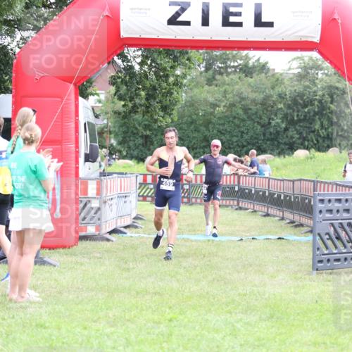 21.06.2026 - 29. Vierlanden-Triathlon Andreas Tolksdorf http://msf.ph/oto/9879191 21.06.2026 11:17:05 Ziel 434, 459, 434, 459 meine-sportfotos.de