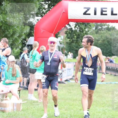 21.06.2026 - 29. Vierlanden-Triathlon Andreas Tolksdorf http://msf.ph/oto/9879284 21.06.2026 11:17:19 Ziel 410, 467, 410, 467 meine-sportfotos.de
