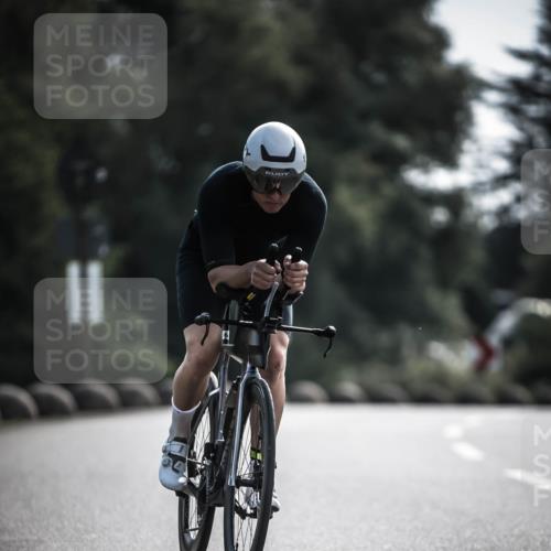 21.06.2026 - 29. Vierlanden-Triathlon H.Heesch http://msf.ph/oto/9879386 21.06.2026 09:11:35 Radfahren 77, 140 meine-sportfotos.de
