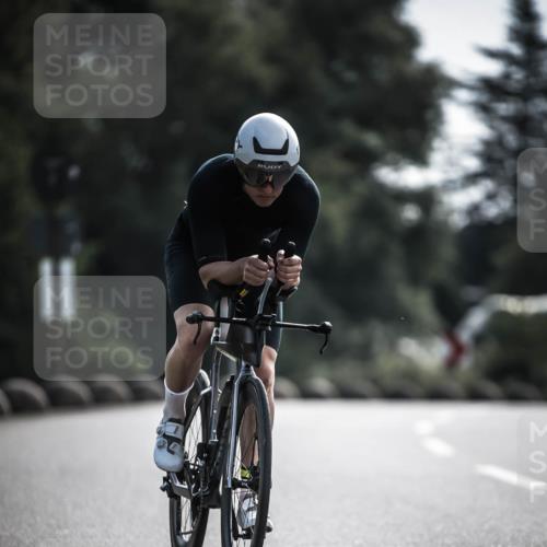 21.06.2026 - 29. Vierlanden-Triathlon H.Heesch http://msf.ph/oto/9879391 21.06.2026 09:11:35 Radfahren 77, 140 meine-sportfotos.de