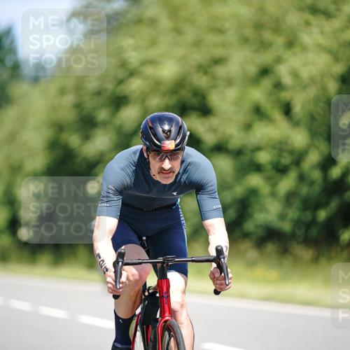 21.06.2026 - Viking Triathlon Michael Burmester http://msf.ph/oto/9879401 21.06.2026 13:14:16 Radfahren 124, 190 meine-sportfotos.de