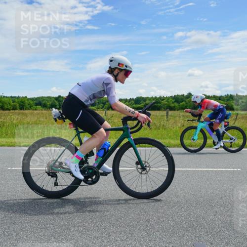 21.06.2026 - Viking Triathlon Michael Burmester http://msf.ph/oto/9879411 21.06.2026 12:31:07 Radfahren 34, 45, 107, 151, 175, 188, 241, 252, 296, 327, 340, 383, 414, 445, 485, 553, 567, 574, 578, 663 meine-sportfotos.de