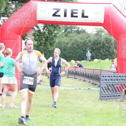 21.06.2026 - 29. Vierlanden-Triathlon Andreas Tolksdorf http://msf.ph/oto/9879424 21.06.2026 11:17:27 Ziel 397, 397 meine-sportfotos.de