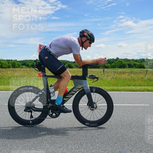 21.06.2026 - Viking Triathlon Michael Burmester http://msf.ph/oto/9879425 21.06.2026 12:31:43 Radfahren 27, 198, 337, 640 meine-sportfotos.de