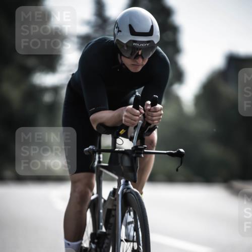 21.06.2026 - 29. Vierlanden-Triathlon H.Heesch http://msf.ph/oto/9879433 21.06.2026 09:11:36 Radfahren 77, 140 meine-sportfotos.de