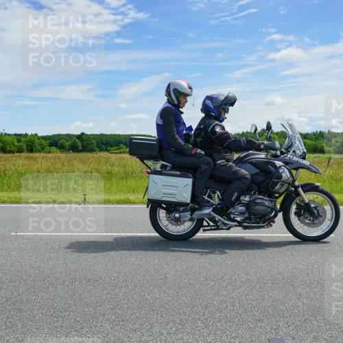 21.06.2026 - Viking Triathlon Michael Burmester http://msf.ph/oto/9879435 21.06.2026 12:31:57 Radfahren 27, 33, 75, 337, 365, 382, 640, 658 meine-sportfotos.de