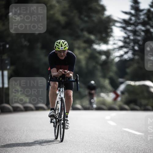 21.06.2026 - 29. Vierlanden-Triathlon H.Heesch http://msf.ph/oto/9879445 21.06.2026 09:11:57 Radfahren 261, 288 meine-sportfotos.de