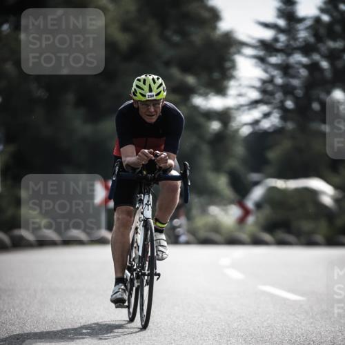 21.06.2026 - 29. Vierlanden-Triathlon H.Heesch http://msf.ph/oto/9879461 21.06.2026 09:11:57 Radfahren 261, 288 meine-sportfotos.de
