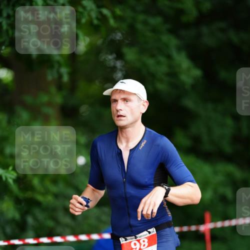 21.06.2026 - 29. Vierlanden-Triathlon LAZAROV Photography http://msf.ph/oto/9879466 21.06.2026 12:11:30 Laufen 26, 98 meine-sportfotos.de