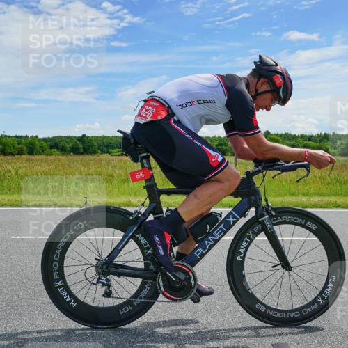 21.06.2026 - Viking Triathlon Michael Burmester http://msf.ph/oto/9879485 21.06.2026 12:32:44 Radfahren 97, 265, 301, 447, 454, 626, 659 meine-sportfotos.de