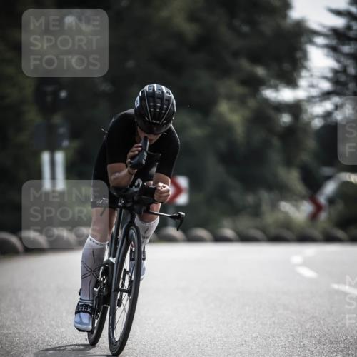 21.06.2026 - 29. Vierlanden-Triathlon H.Heesch http://msf.ph/oto/9879530 21.06.2026 09:12:01 Radfahren 241, 261, 288 meine-sportfotos.de