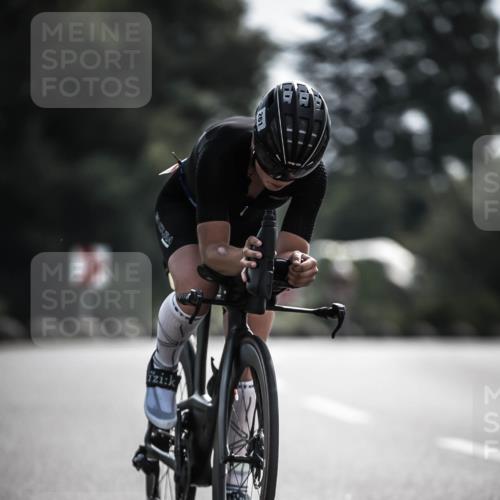 21.06.2026 - 29. Vierlanden-Triathlon H.Heesch http://msf.ph/oto/9879561 21.06.2026 09:12:02 Radfahren 241, 261 meine-sportfotos.de