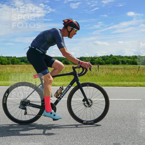 21.06.2026 - Viking Triathlon Michael Burmester http://msf.ph/oto/9879593 21.06.2026 12:33:47 Radfahren 56, 282, 305, 495, 642, 652 meine-sportfotos.de
