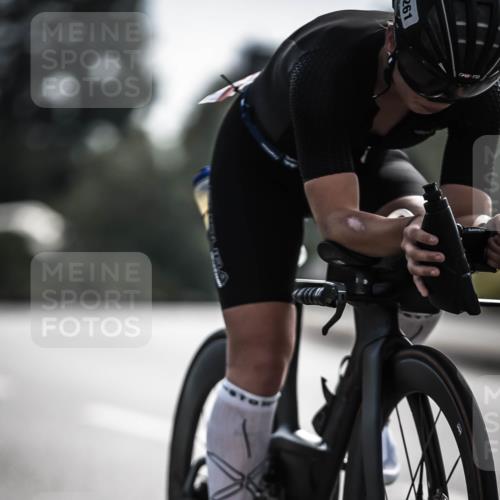 21.06.2026 - 29. Vierlanden-Triathlon H.Heesch http://msf.ph/oto/9879599 21.06.2026 09:12:02 Radfahren 241, 261 meine-sportfotos.de