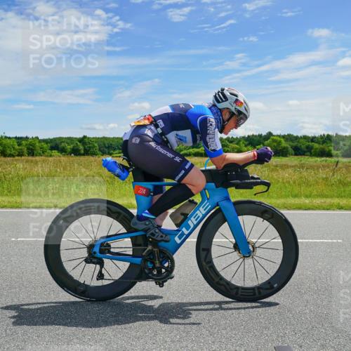 21.06.2026 - Viking Triathlon Michael Burmester http://msf.ph/oto/9879628 21.06.2026 12:34:00 Radfahren 56, 224, 224, 282, 493, 495, 652 meine-sportfotos.de