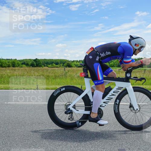 21.06.2026 - Viking Triathlon Michael Burmester http://msf.ph/oto/9879648 21.06.2026 12:34:32 Radfahren 28, 49, 197, 304, 360, 389, 571, 610, 653 meine-sportfotos.de