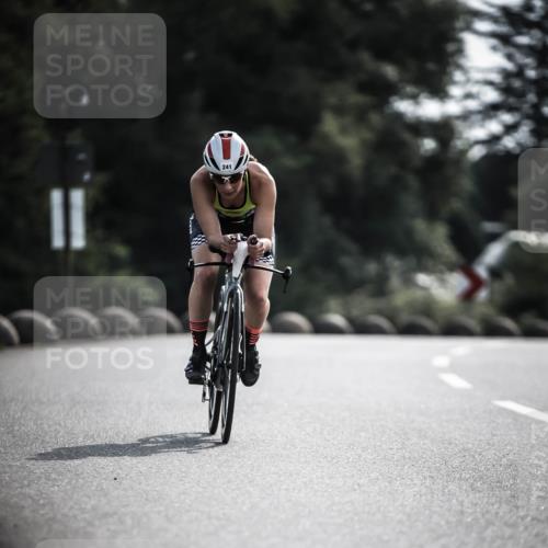 21.06.2026 - 29. Vierlanden-Triathlon H.Heesch http://msf.ph/oto/9879653 21.06.2026 09:12:07 Radfahren 241 meine-sportfotos.de