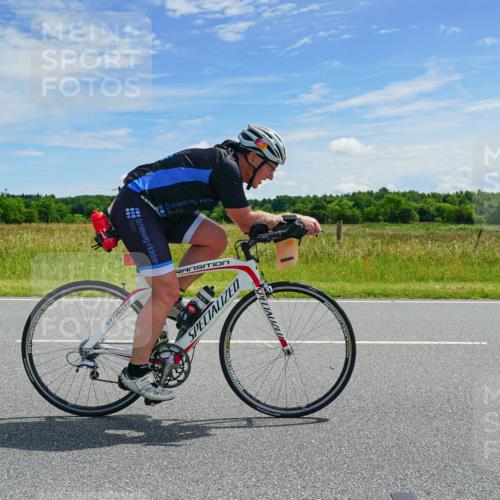 21.06.2026 - Viking Triathlon Michael Burmester http://msf.ph/oto/9879712 21.06.2026 12:35:32 Radfahren 153, 153, 195, 245, 335, 377, 511, 521 meine-sportfotos.de