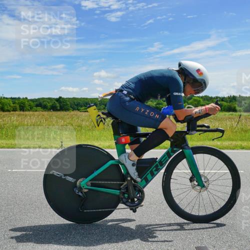 21.06.2026 - Viking Triathlon Michael Burmester http://msf.ph/oto/9879735 21.06.2026 12:35:48 Radfahren 14, 37, 153, 449, 486, 562 meine-sportfotos.de