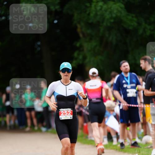 21.06.2026 - 29. Vierlanden-Triathlon LAZAROV Photography http://msf.ph/oto/9879798 21.06.2026 12:14:21 Laufen 20, 252 meine-sportfotos.de