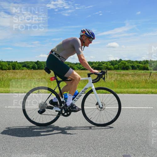 21.06.2026 - Viking Triathlon Michael Burmester http://msf.ph/oto/9879813 21.06.2026 12:37:05 Radfahren 60, 295, 479 meine-sportfotos.de