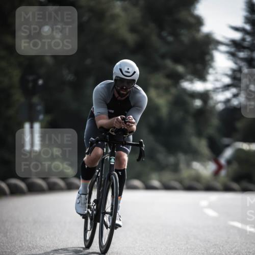 21.06.2026 - 29. Vierlanden-Triathlon H.Heesch http://msf.ph/oto/9879857 21.06.2026 09:12:26 Radfahren 9, 23, 57 meine-sportfotos.de